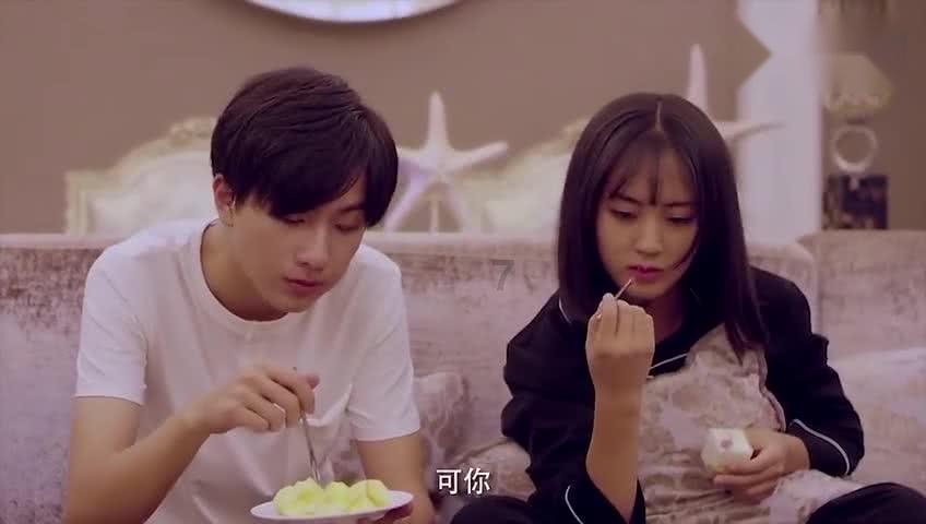 董宇辉,被问公鸡会不会下蛋,网友表示,简直带货卖出了新高度!