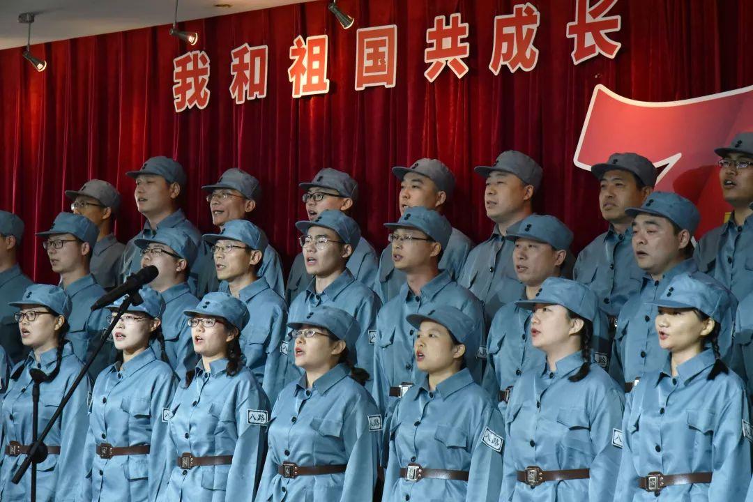多位乐迷吐槽大理一音乐节“459元看大屏幕”，文旅局：距离远因安全需要