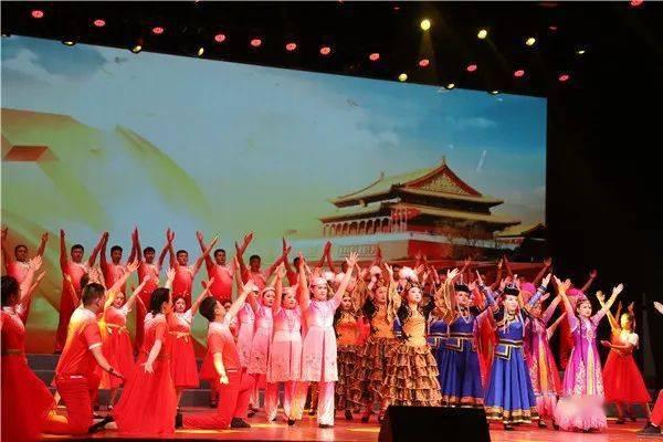 原来德云社还有三位于谦的师弟,石富宽收徒四位,全部都在德云社